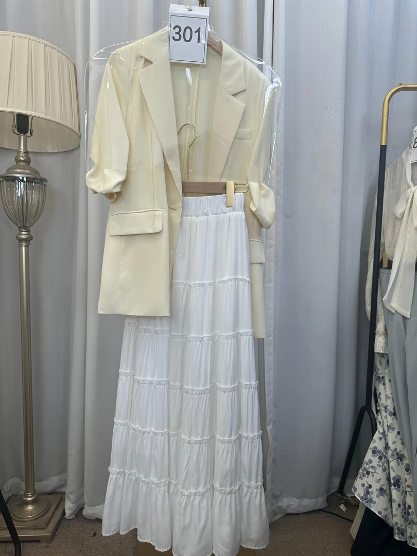 【高端定制女装】捡lou轻奢系列2025春夏新款zhaun柜气质时尚套装