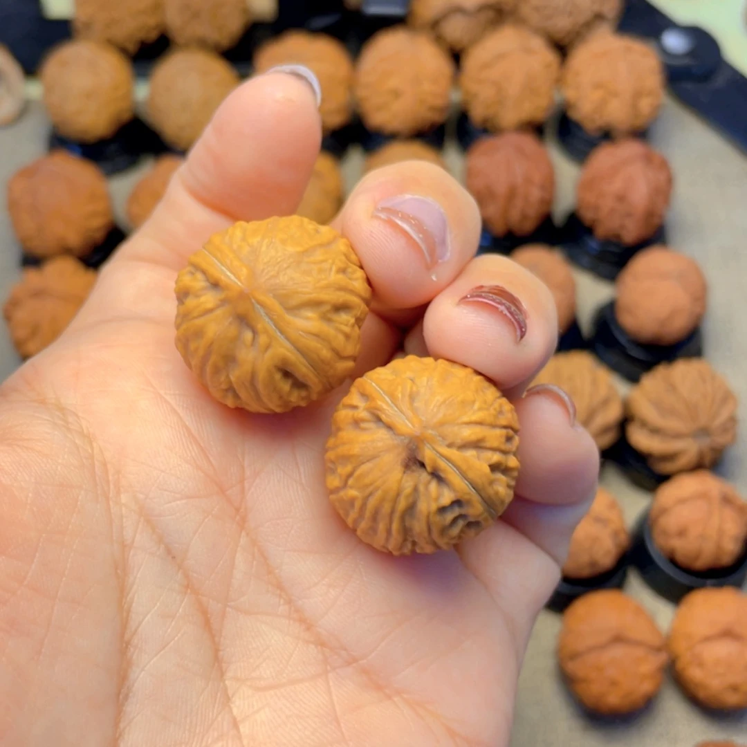 【闪购商品】把件文玩核桃西瓜球