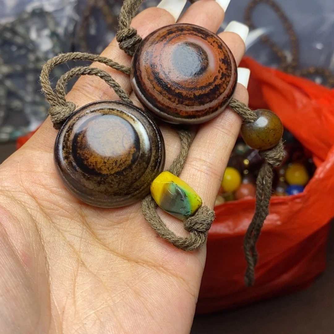 未镶嵌颈饰玛瑙/玉髓
