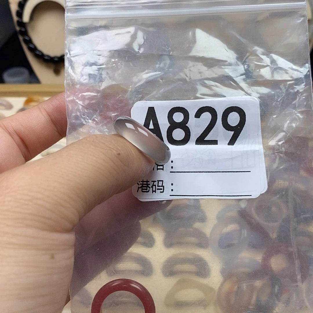 希***～玛瑙/玉髓戒圈未镶嵌