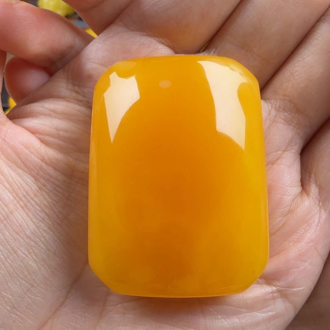 琥珀未镶嵌颈饰纯天然琥珀蜜蜡无优化