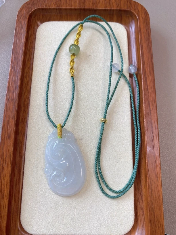 翡翠挂件，特价款