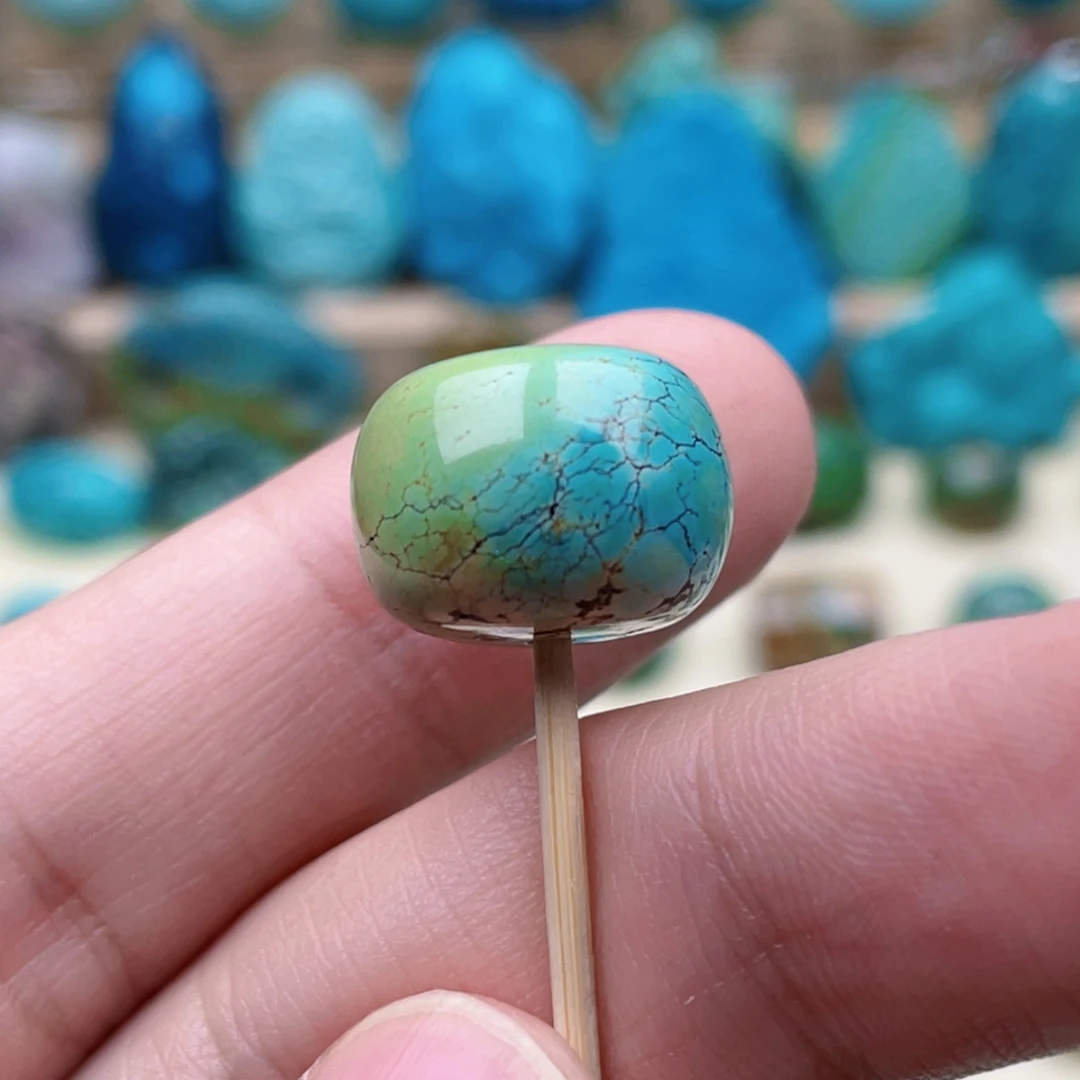 绿松石未镶嵌绿松石16x12mm