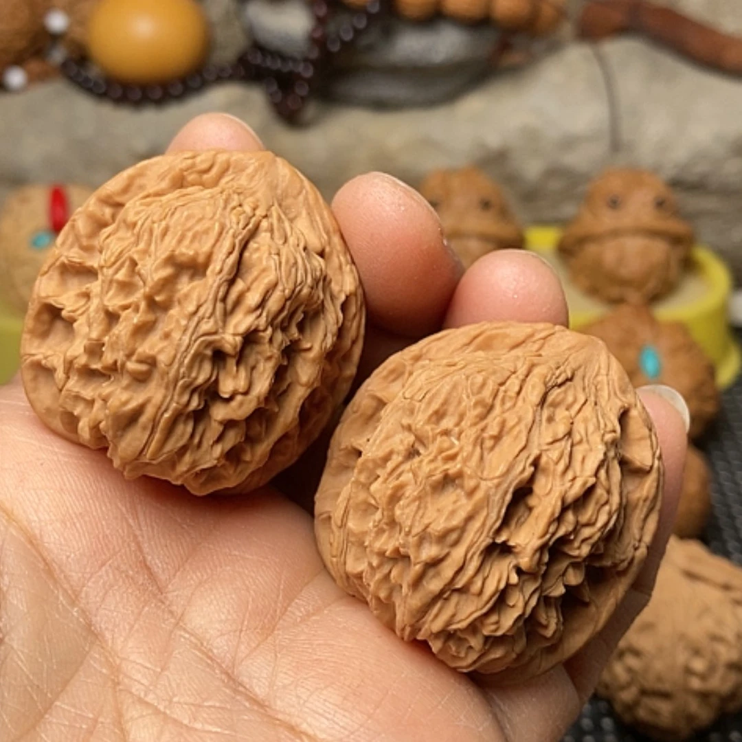 【闪购商品】把件文玩核桃红狮子边肚同尺