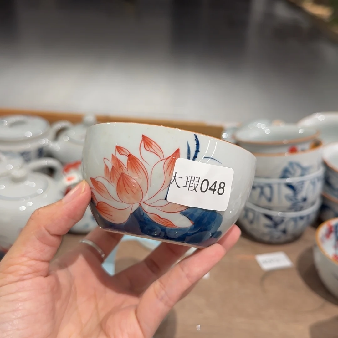 釉下手绘茶具微瑕