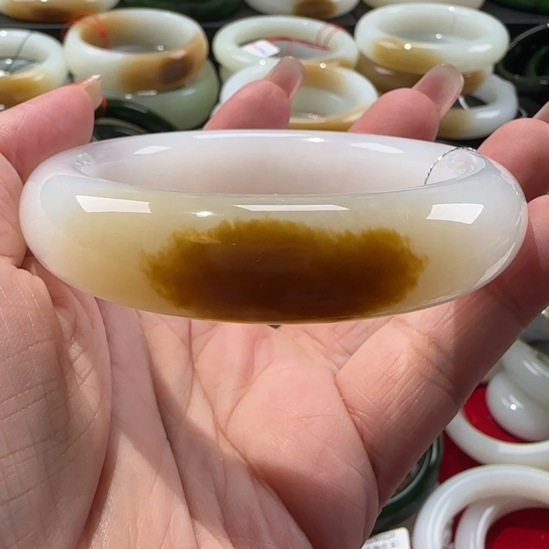 和田玉手镯未镶嵌高*高