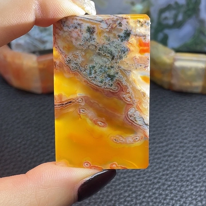 玛瑙/玉髓未镶嵌颈饰