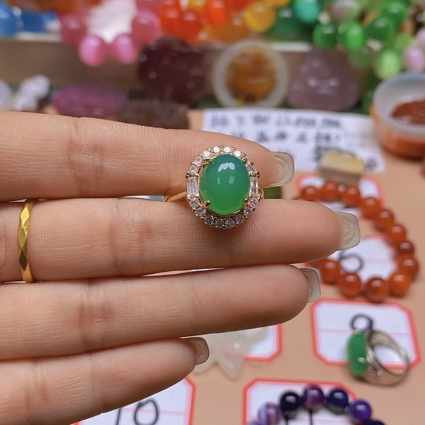 【闪购商品】玛瑙/玉髓颈饰未镶嵌小****?