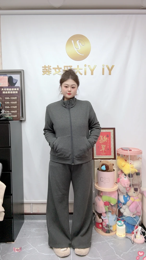 Yi+2025新款大码女装加绒加厚老钱风纯色百搭休闲套装