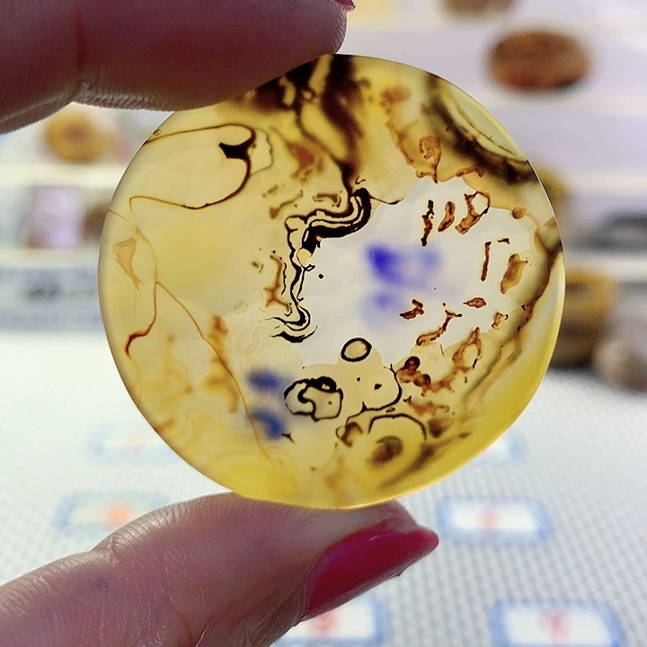 玛瑙/玉髓吊坠未镶嵌自**风