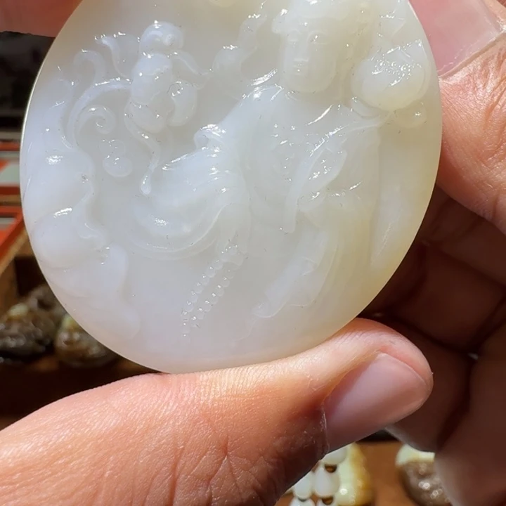 和田玉未镶嵌挂件