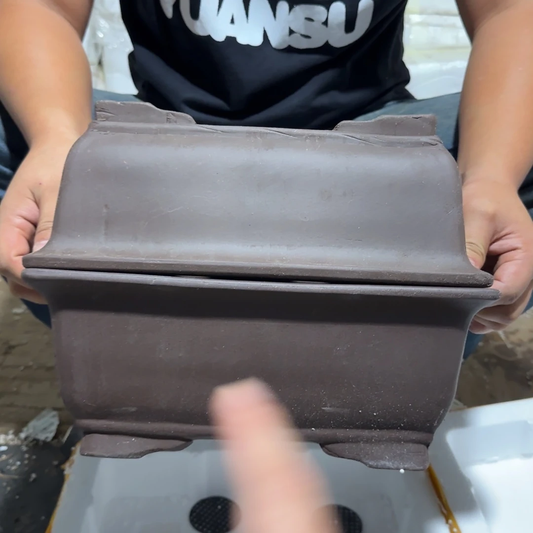 紫砂花盆口径26 18高度10