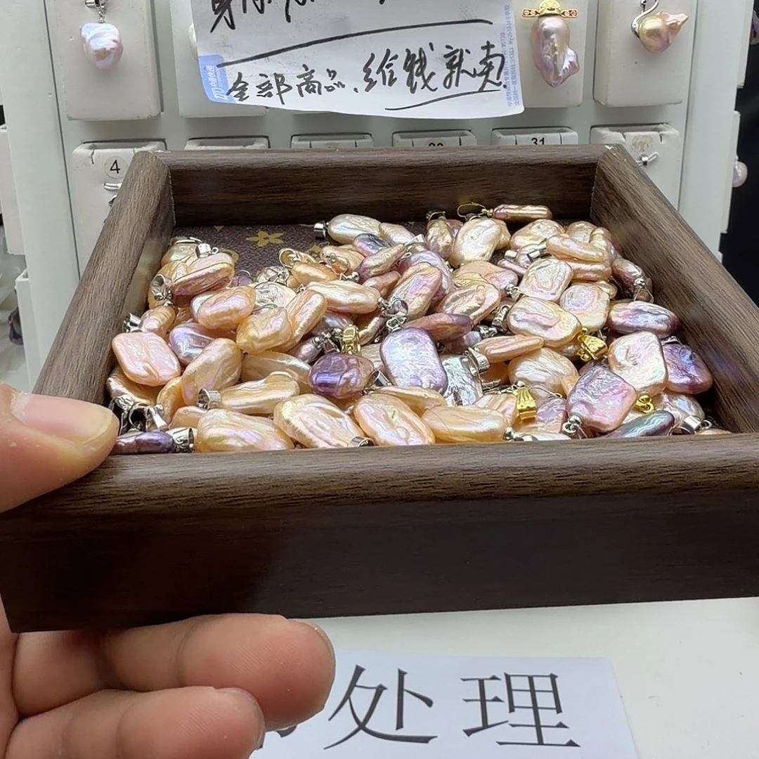淡水珍珠颈饰合金