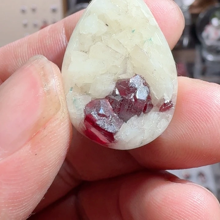 天然辰砂?**格朱砂原。