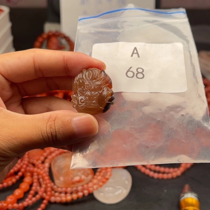 未镶嵌南红玛瑙多样性发货吊坠南红玛瑙