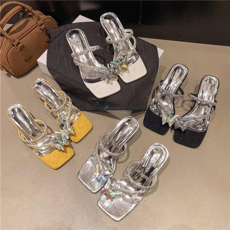 仙女风绝美套趾拖鞋女2025夏季新款法式气质小跟鞋配裙子水钻凉鞋