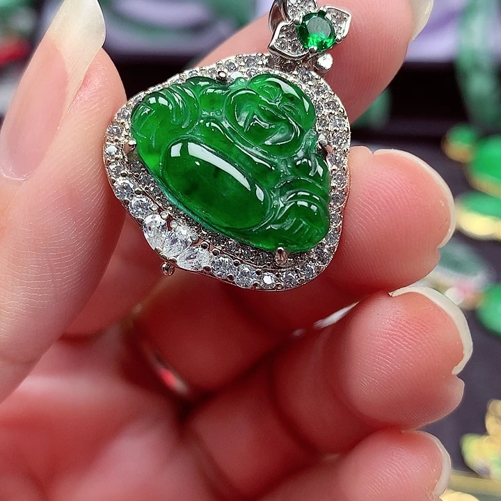 颈饰未镶嵌翡翠翡翠