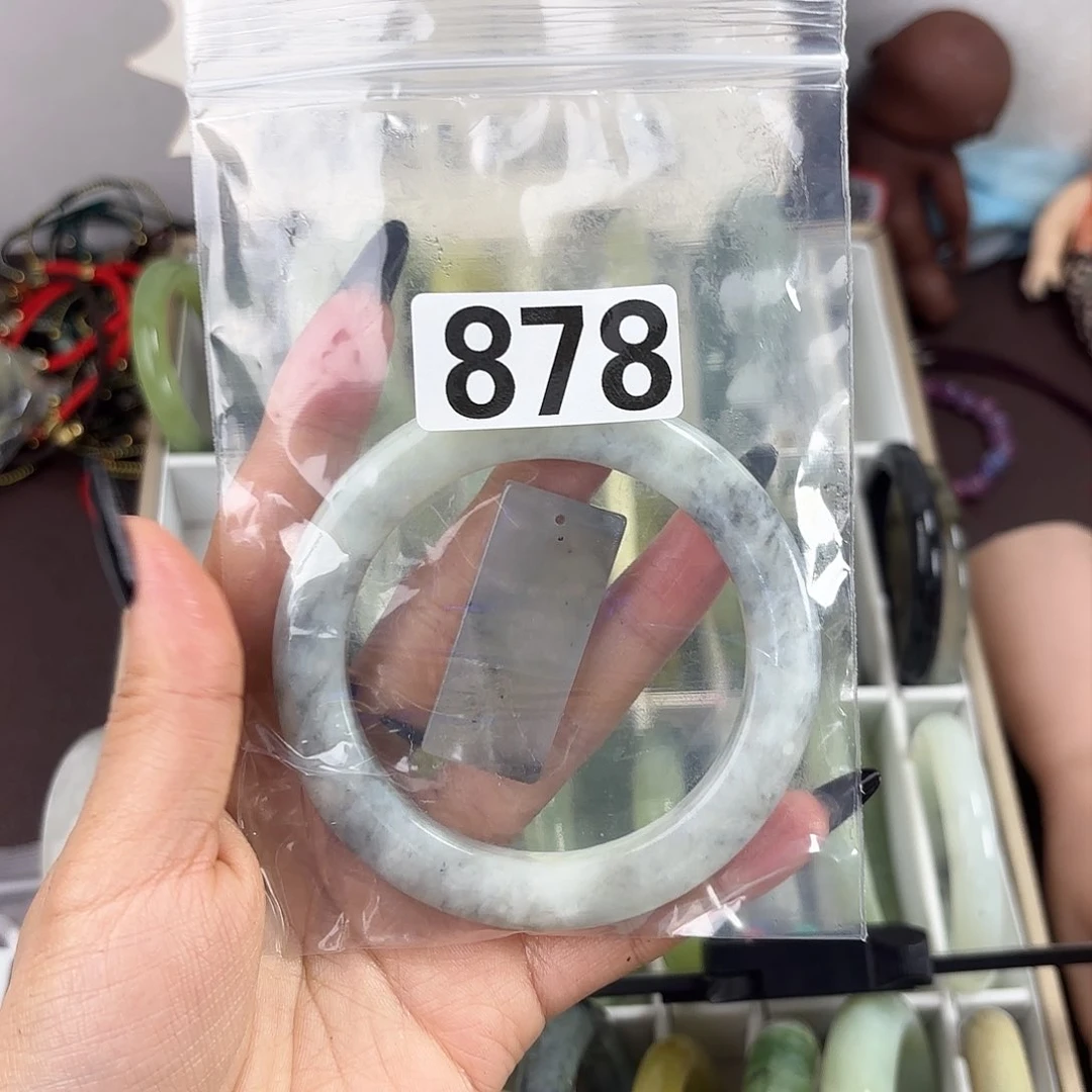 蛇纹石玉手镯未镶嵌4****.