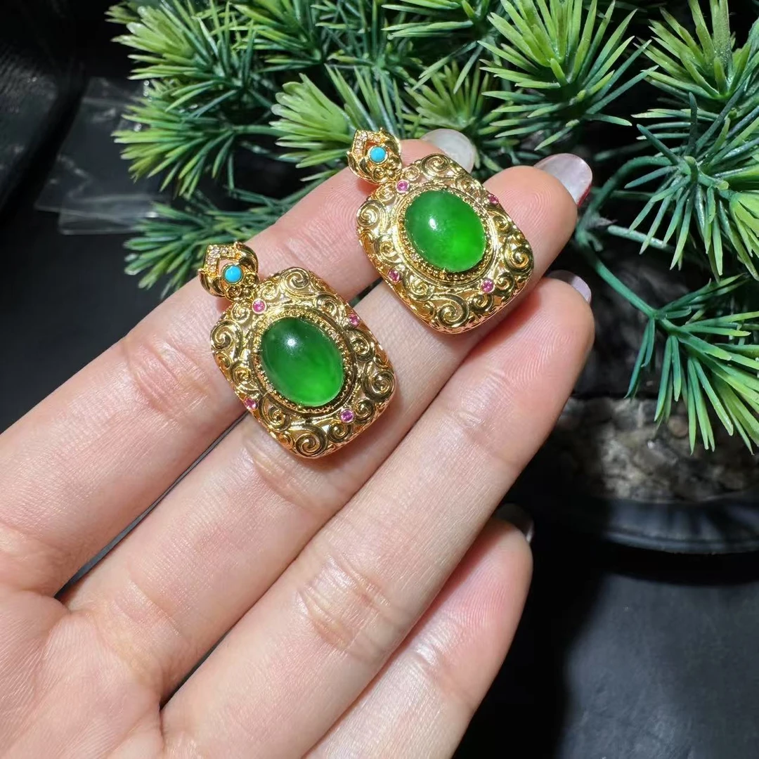 【玉经纶】40166/Q48-天然A货翡翠吊坠-多样性发其一