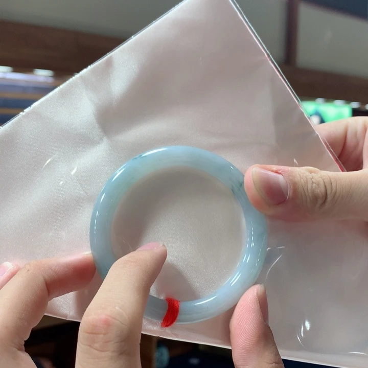 翡翠手镯未镶嵌买断