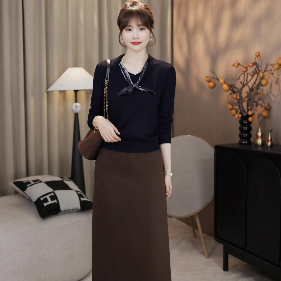 LMENY“轻简穿搭”羊毛V领丝巾系带长袖显瘦针织衫25CM013