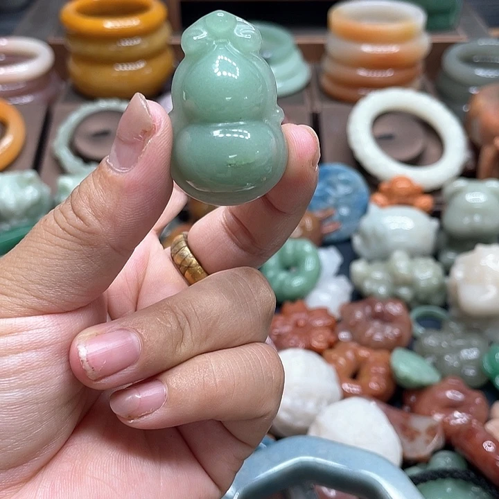 石英质玉手镯合金