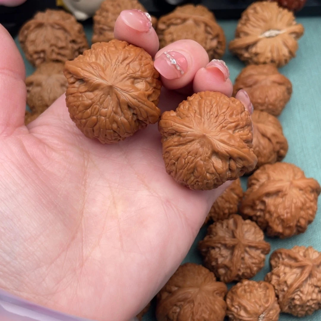 文玩核桃把件全品铁锤妹妹38