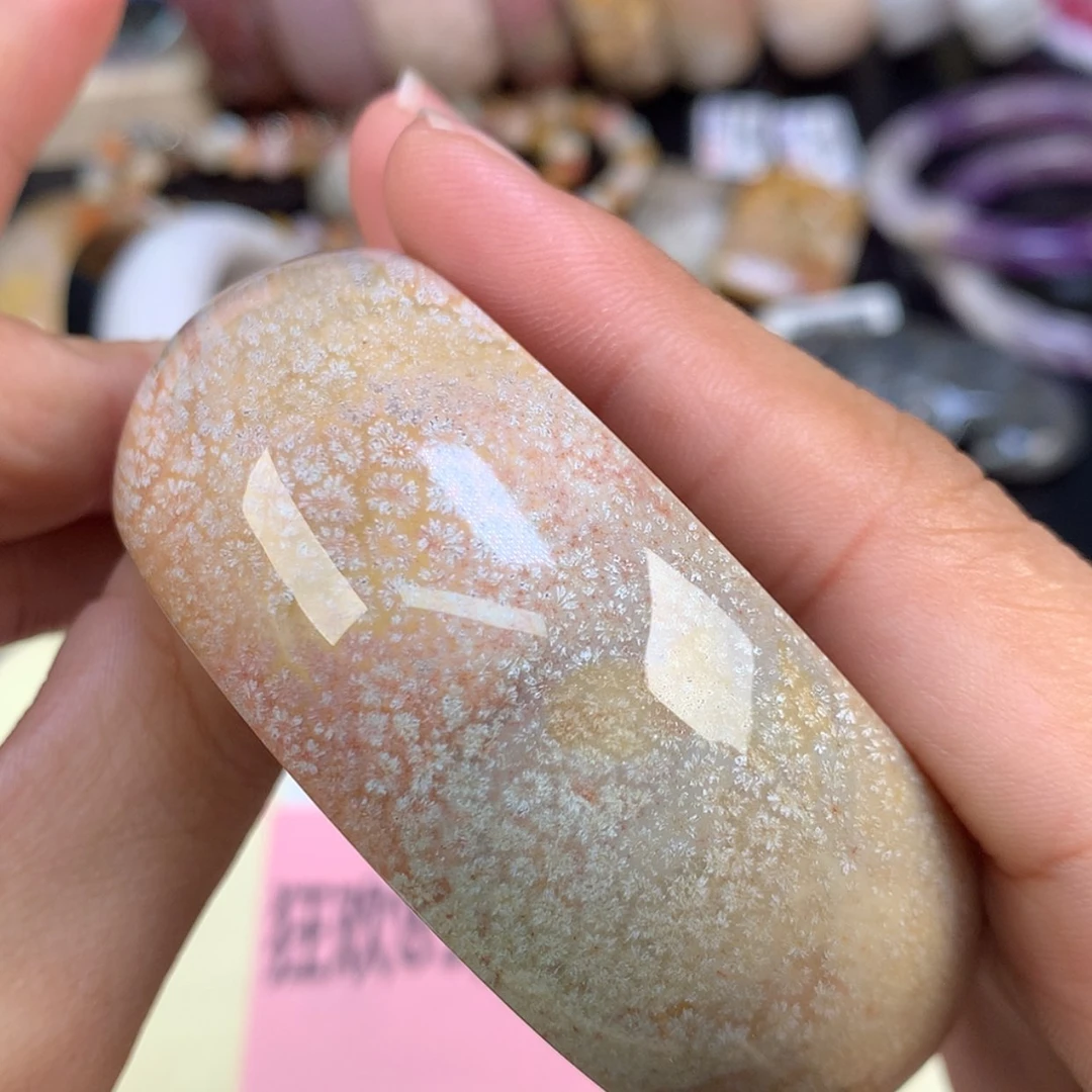【闪购商品】颈饰未镶嵌硅化珊瑚（珊瑚玉）47号轮胎枫叶54圈