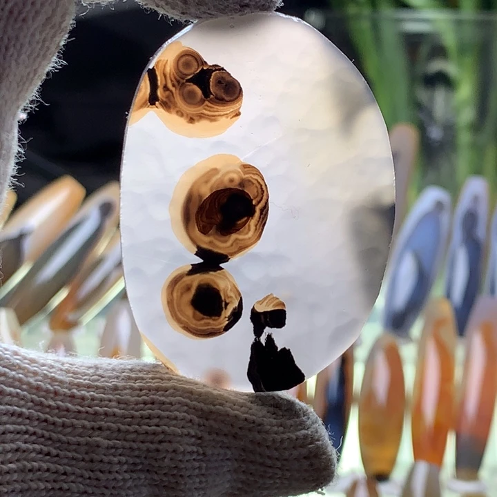 未镶嵌颈饰玛瑙/玉髓32