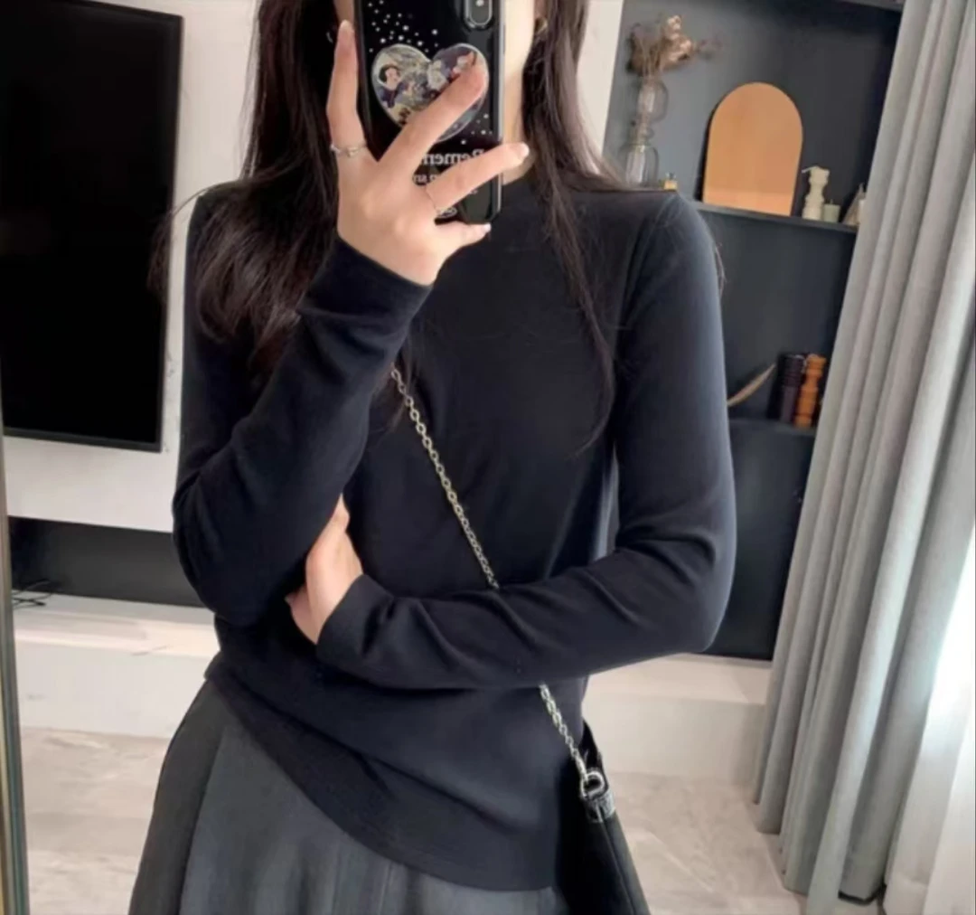 面膜长袖T恤女2025春季薄款圆领内搭显瘦外穿打底衫韩版简约上衣