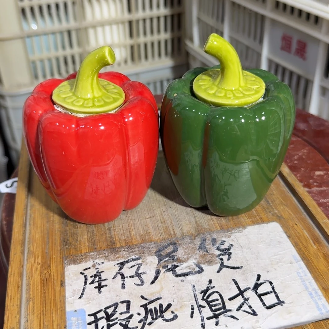 微瑕疵介意勿拍陶瓷器皿J457