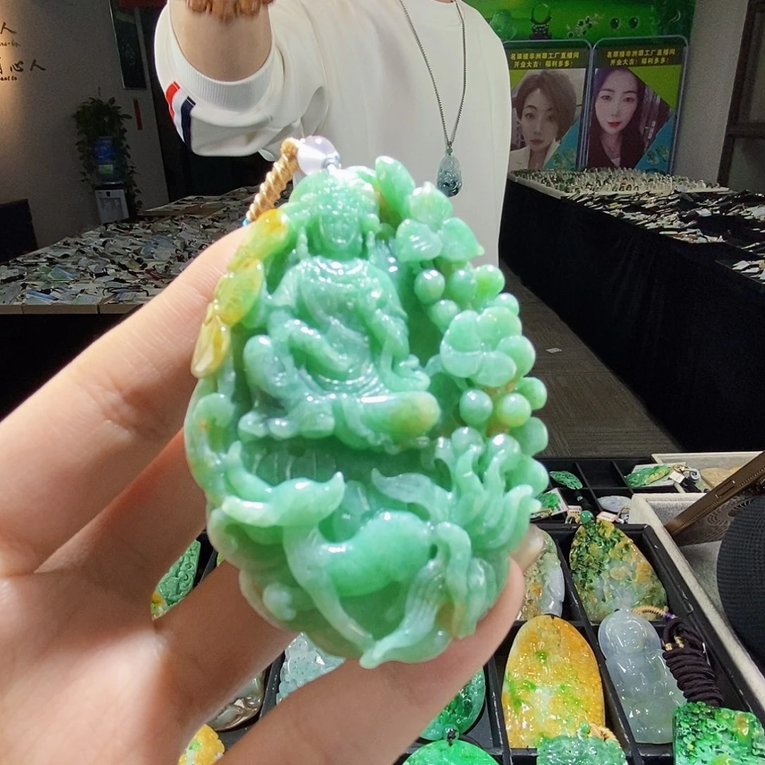 颈饰未镶嵌翡翠翡翠