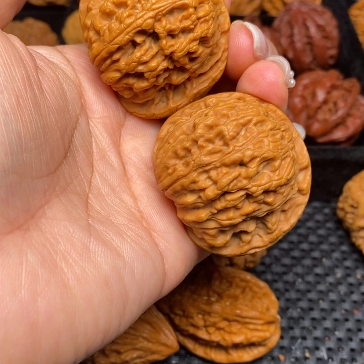 秦岭野生文玩核桃87