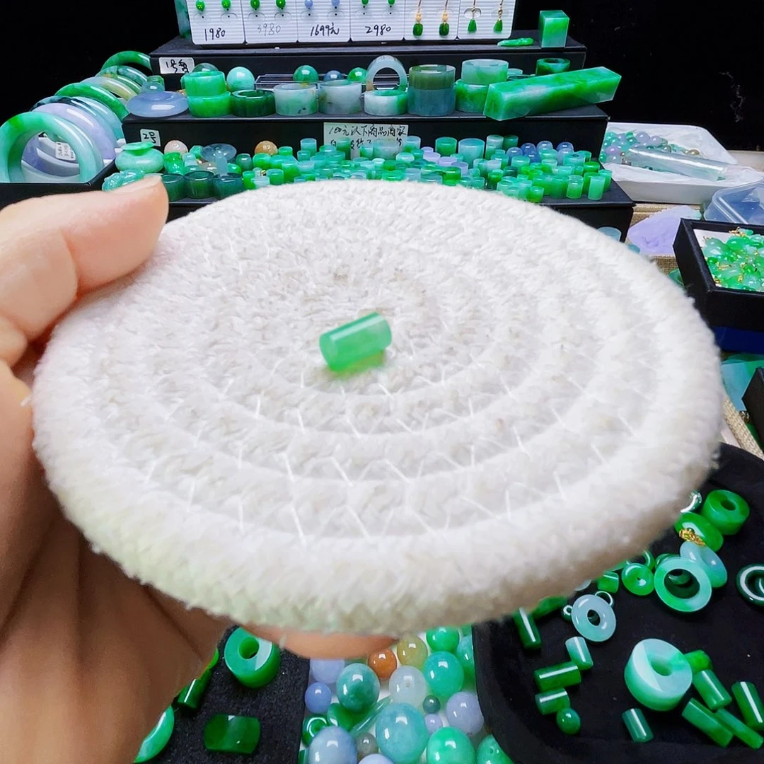 翡翠散珠卡5.7-9.7mm桶珠