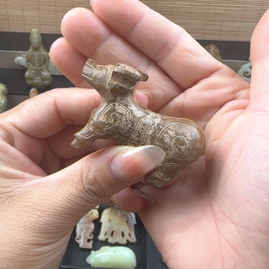 和田玉（糖玉）未镶嵌颈饰