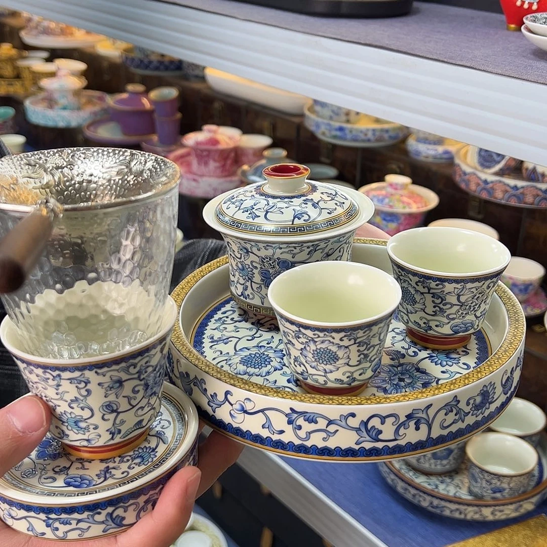 我们的目标是成为一个优秀的人