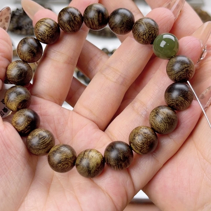 沉香手串?**亮越南芽庄老白棋玉化古董老料满留疤1.2