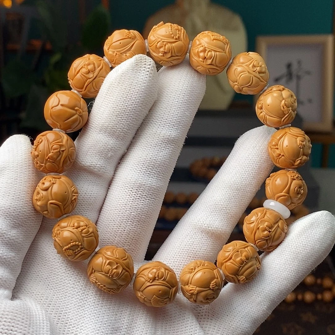 猴头核桃吊坠荷叶弥勒