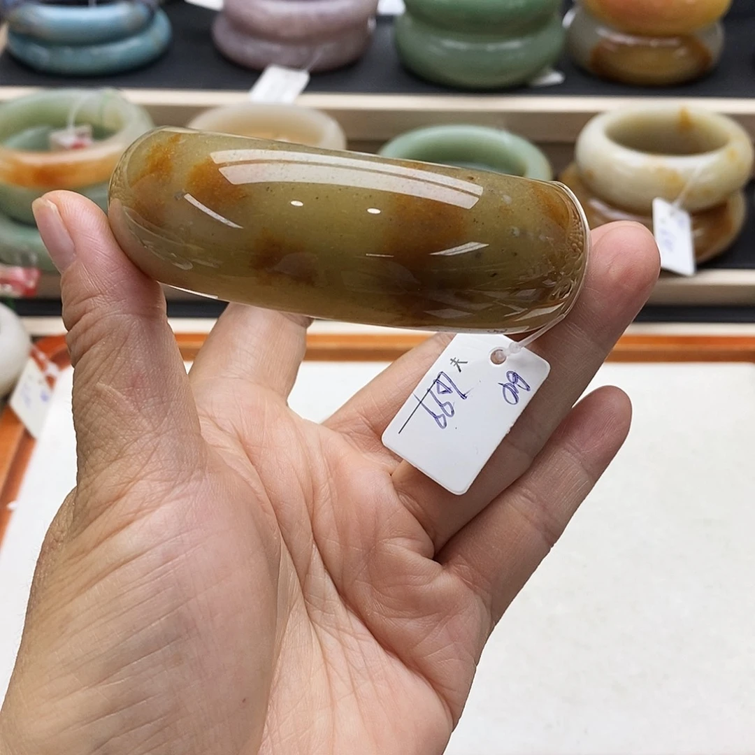 石英质玉手镯未镶嵌傲*