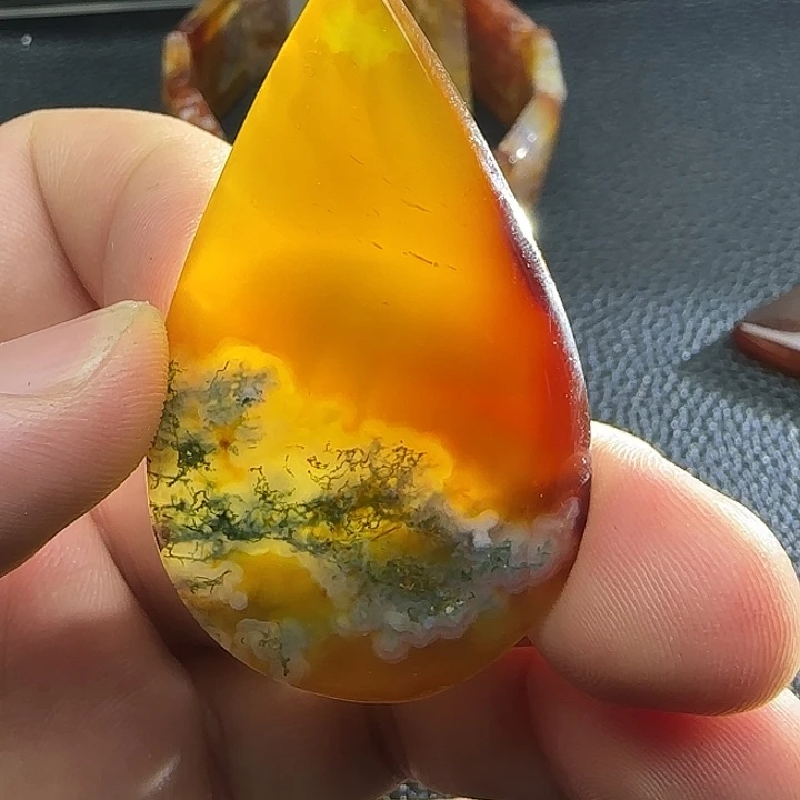 四***爷玛瑙/玉髓未镶嵌颈饰