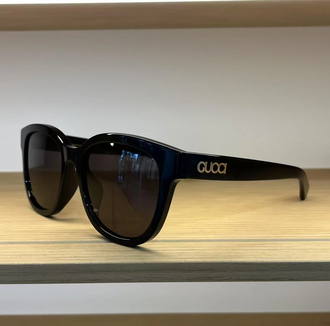 未使用 GUCCI/古驰 /GG/ 新款经典时尚百搭黑色墨镜GG1797SK