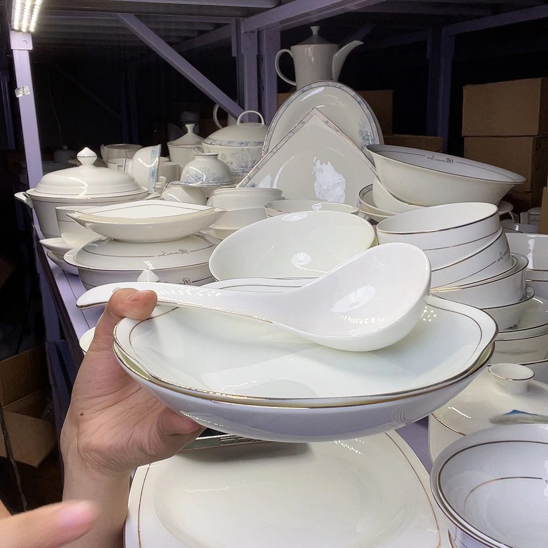 骨瓷8花1，8圆1，纯白汤勺1