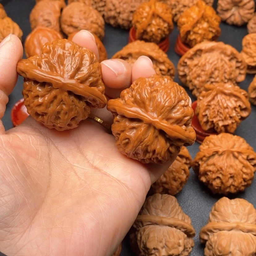 【闪购商品】文玩核桃把件46宫灯