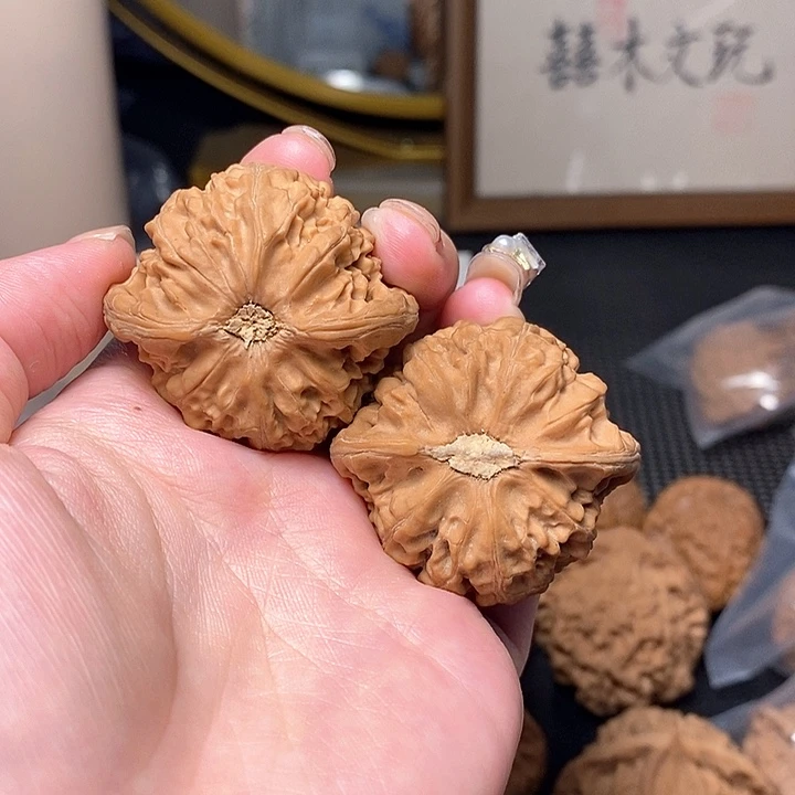 文玩核桃吊坠吃****觉11111111111