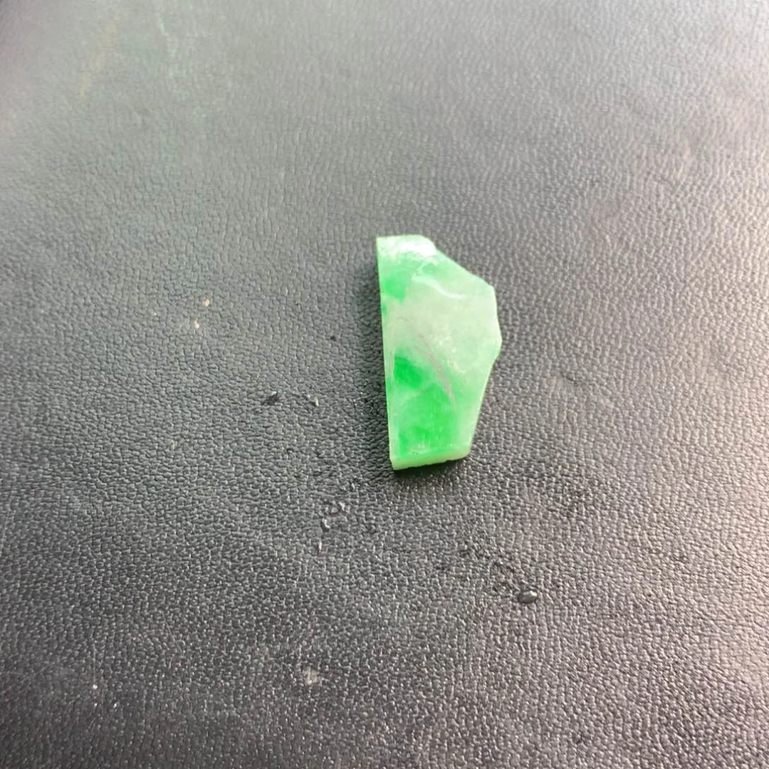 未镶嵌定制翡翠翡翠