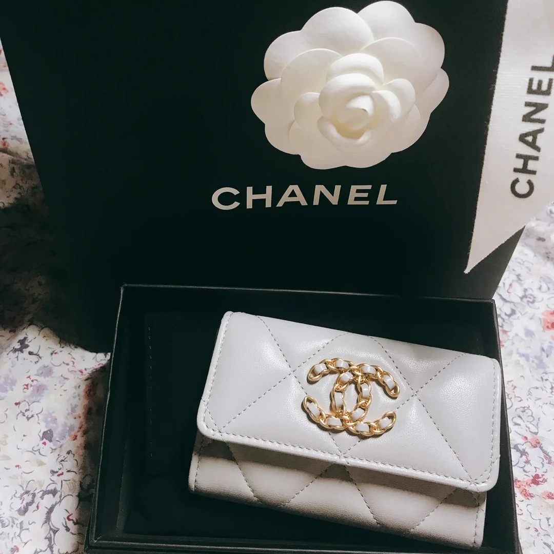 95新 Chanel/香奈儿 Chanel灰色金扣19系列钱包24120092-02