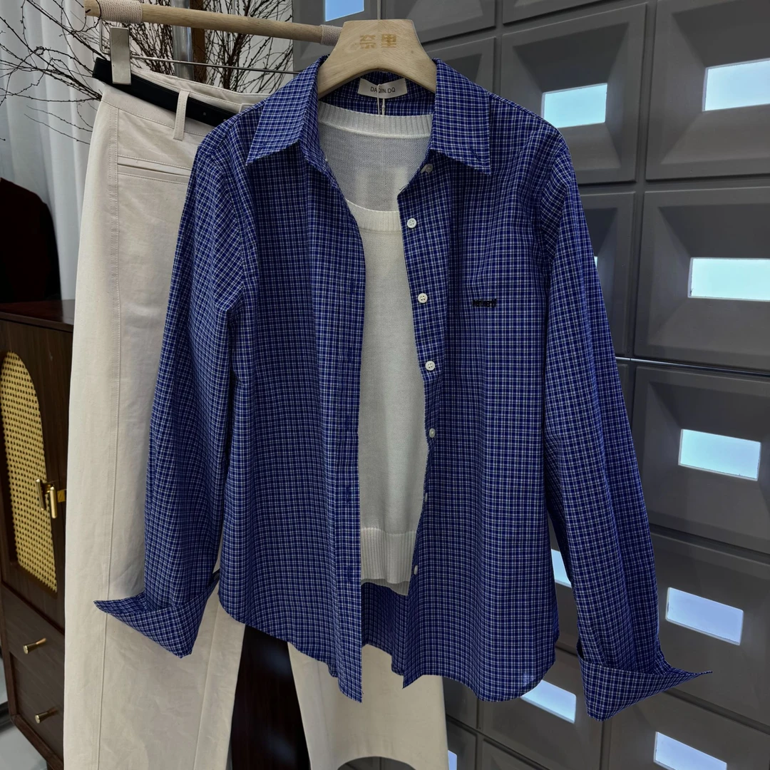 2025新款包针刺绣细格纹蓝色长袖衬衫 均码8180