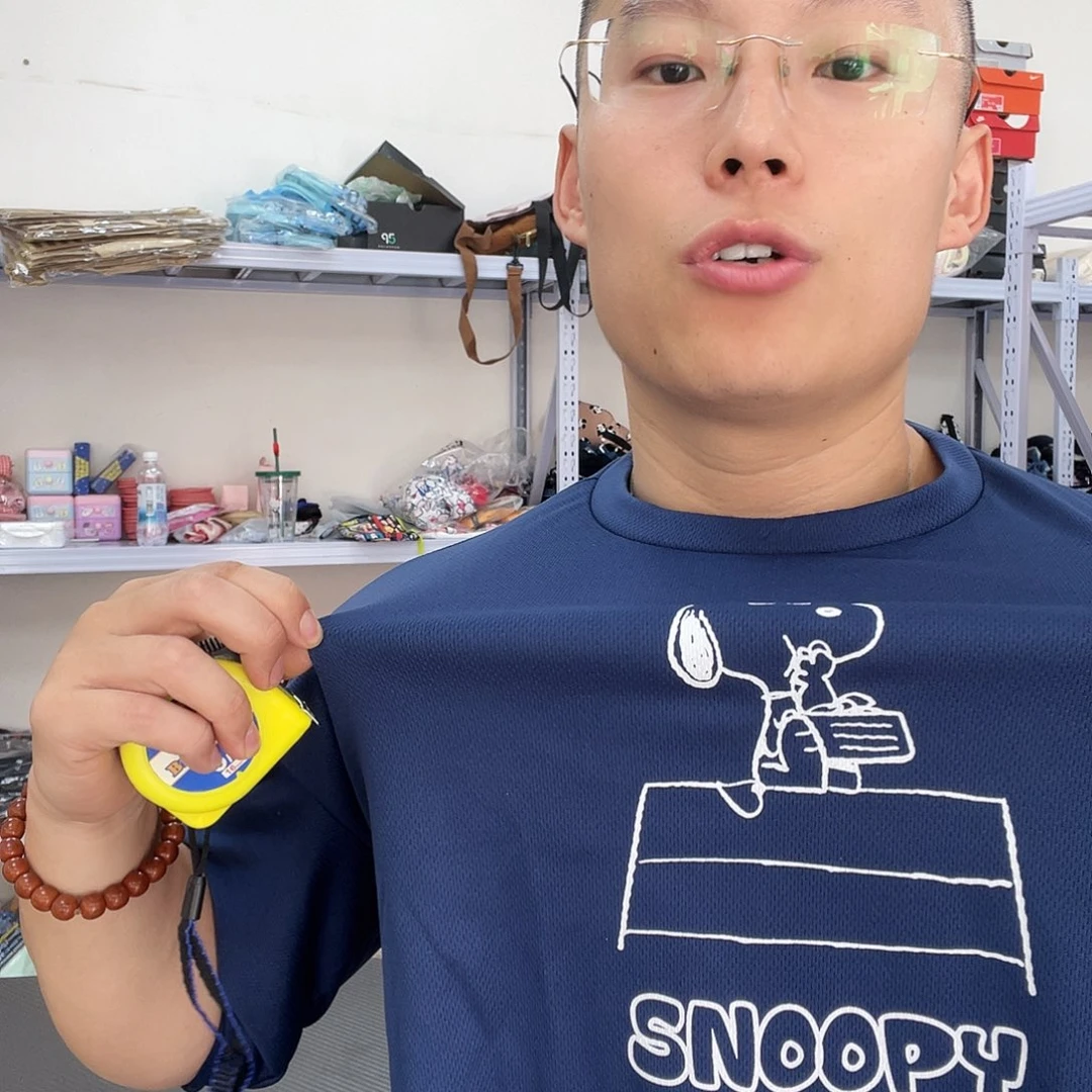 PU化妆包等各种产品的