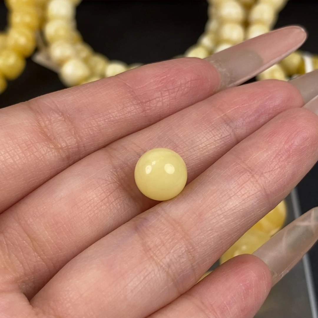 琥珀未镶嵌珠宝奇石201