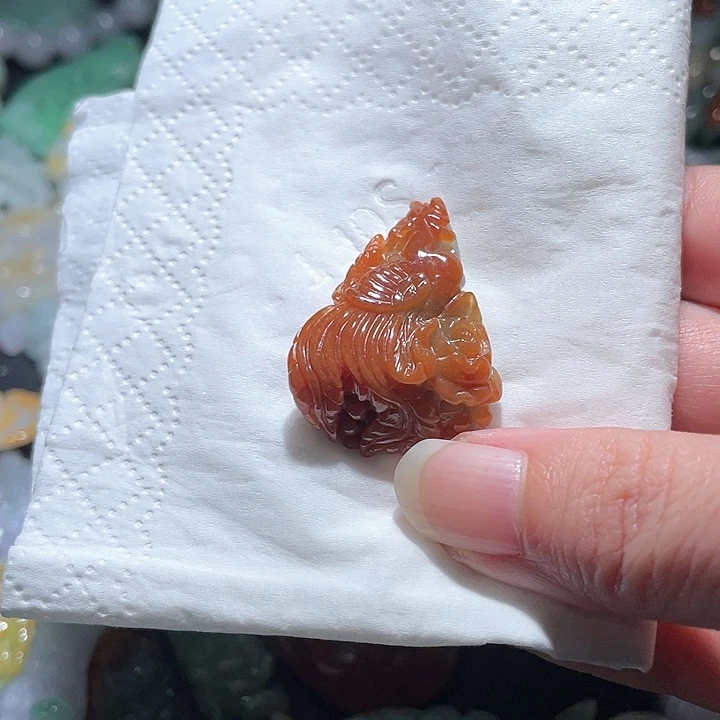 颈饰未镶嵌翡翠天